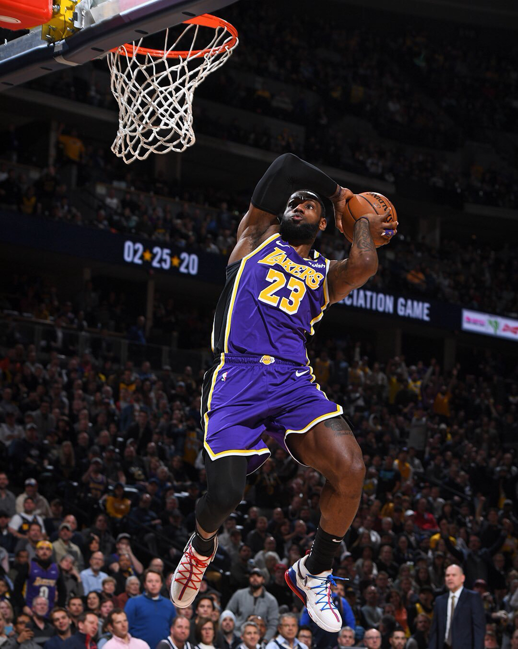 耗对方持球 耗对方持球