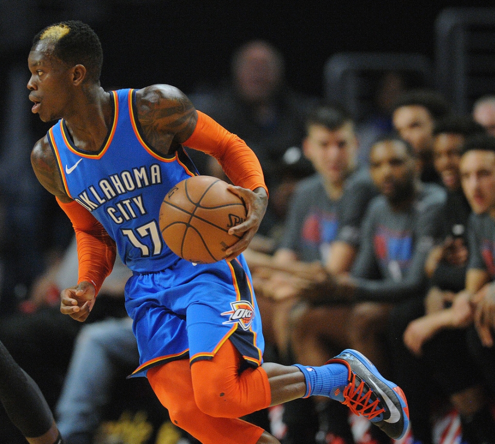 而是盲目 而是盲目